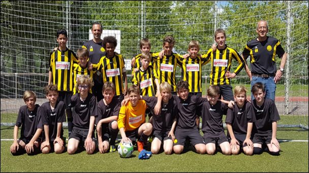 D-Jugend des FV 03 Ladenburg holt sich den Staffelsieg D-Jugend des FV 03 Ladenburg holt sich den Staffelsieg